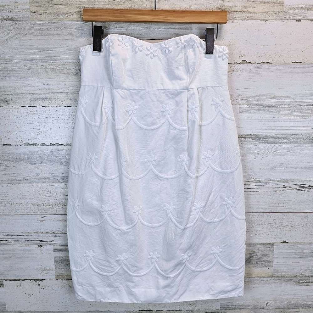 Lilly Pulitzer White Embroidered & Beaded Strapless Mini Dress Sz 4 Boho Beachy - Picture 10 of 16